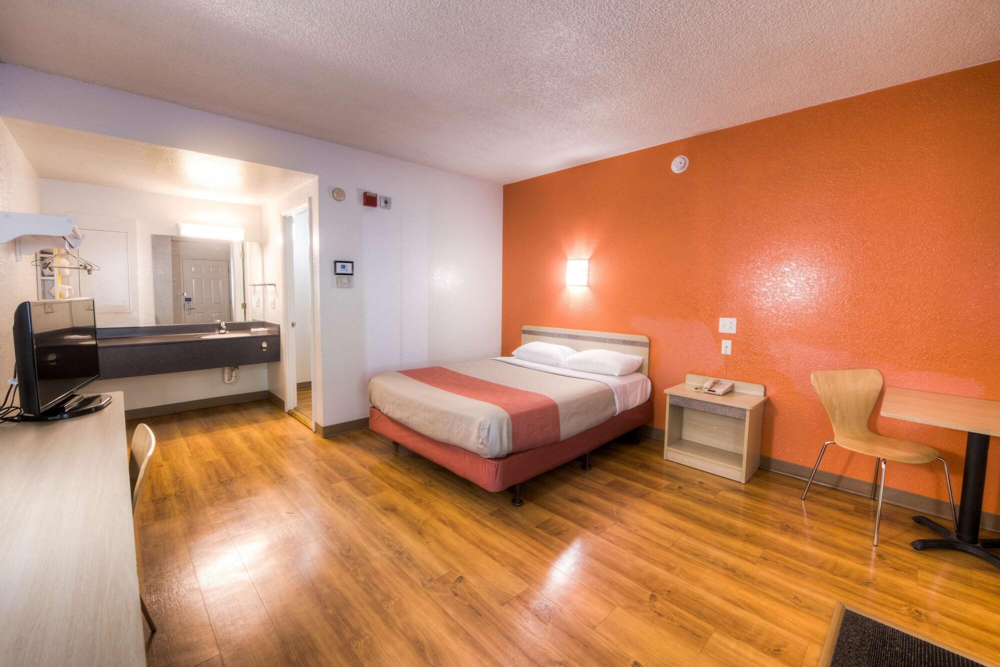 Motel 6-Niantic, Ct - New London Eksteriør bilde