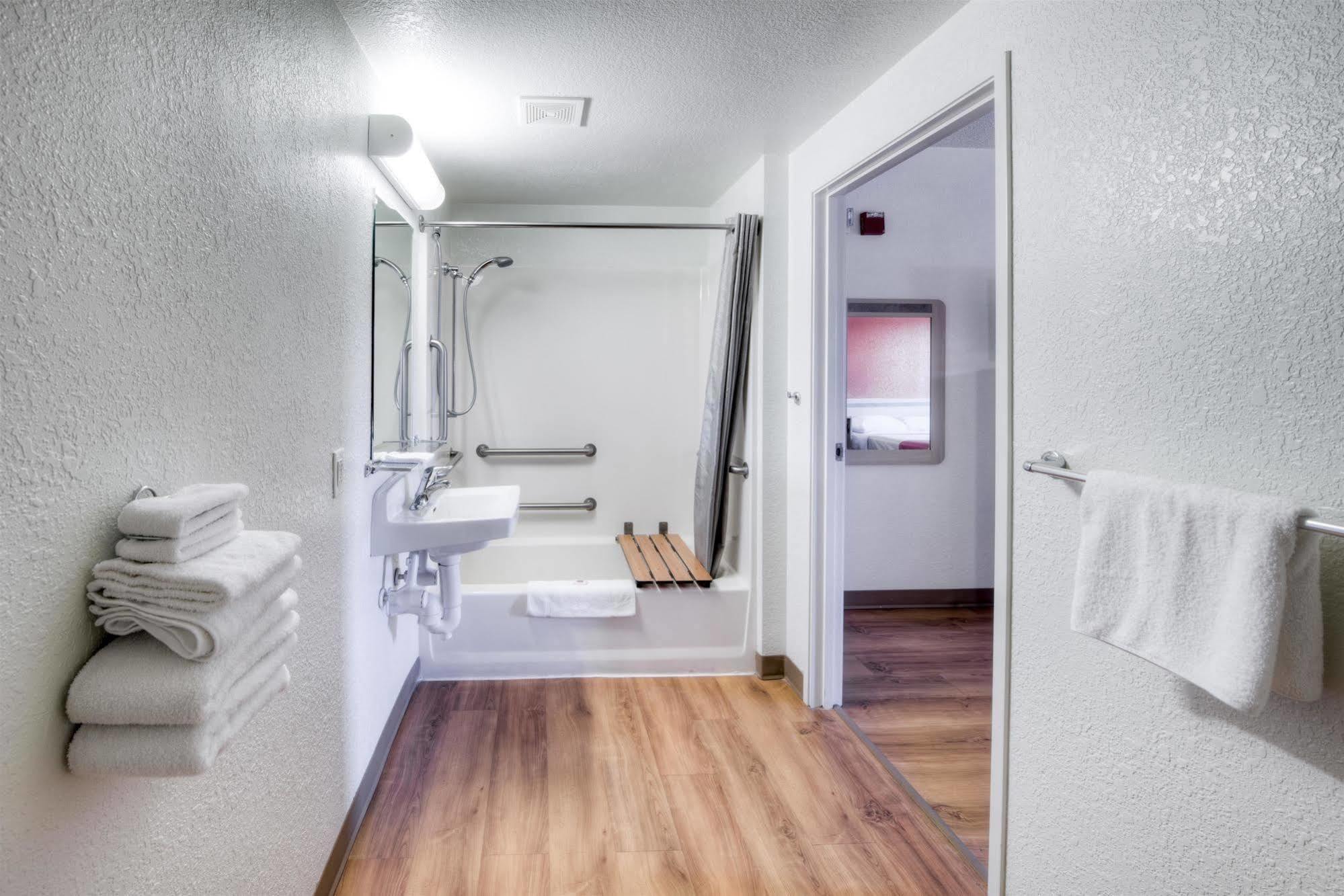 Motel 6-Niantic, Ct - New London Eksteriør bilde