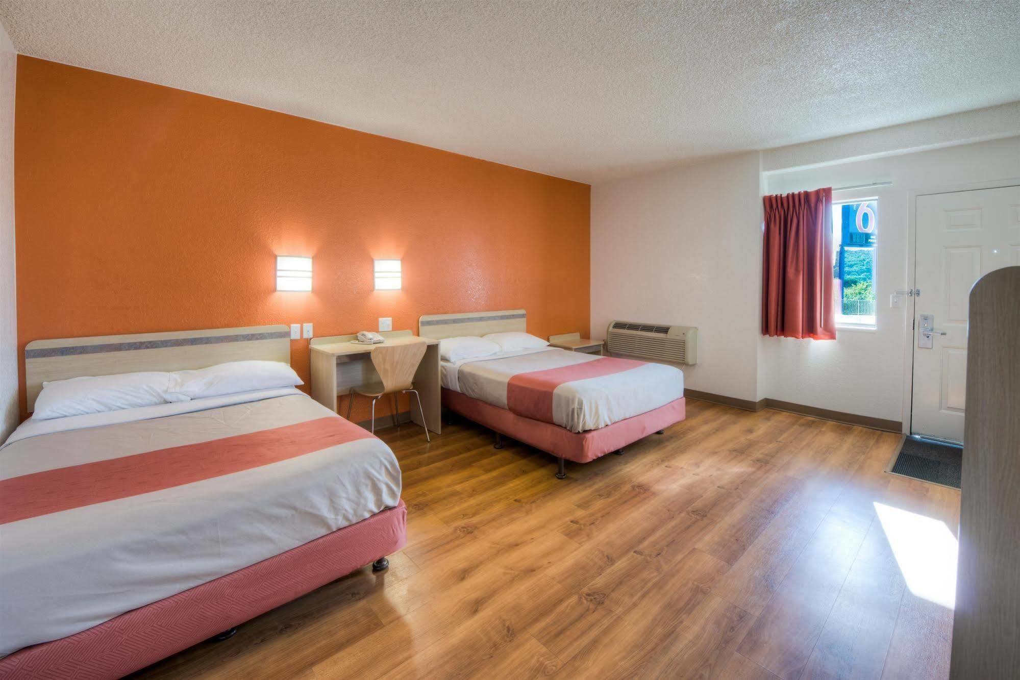 Motel 6-Niantic, Ct - New London Eksteriør bilde